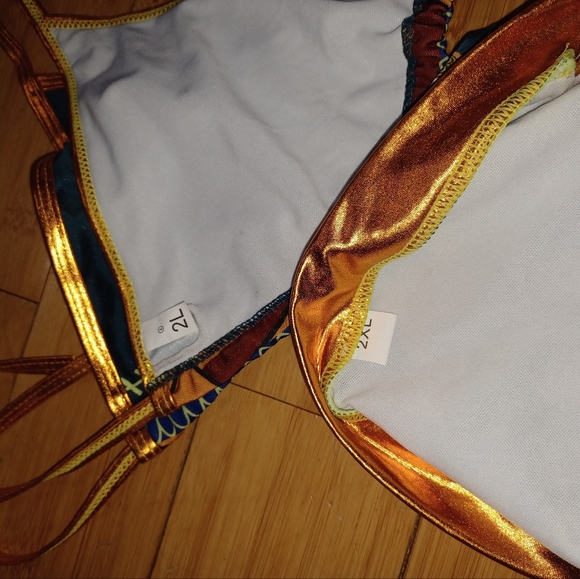 Bikini set - Picture 2 of 3